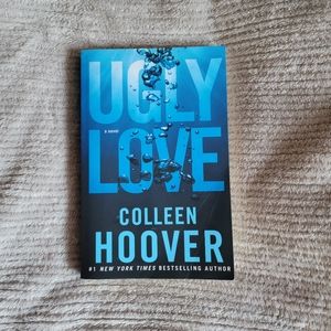 📚 Ugly Love by Colleen Hoover